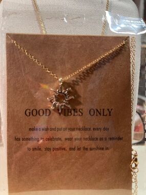 Goldtone Sun Pendant Necklace 18”+ NEW